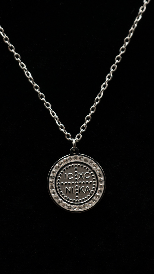 IC XC NI KA Kette mit Steinen / silber